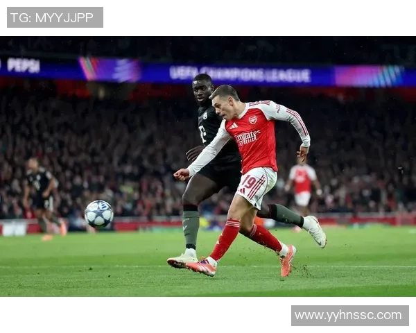 欧冠比赛新突破内置芯片的足球实时追踪射门数据解析