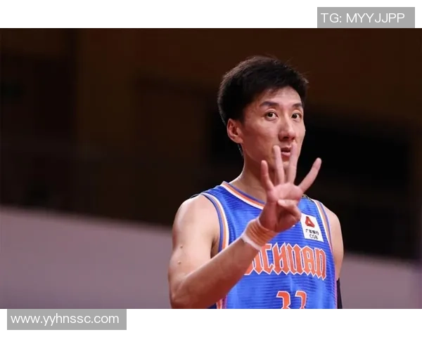 韩硕：从篮球新星到职业生涯的辉煌历程与未来展望